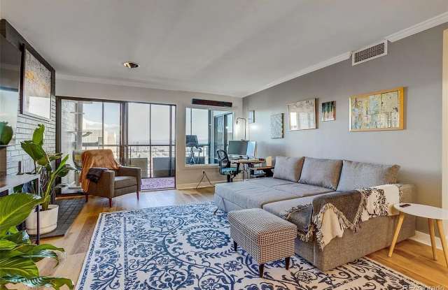 800 N Pearl St photos photos