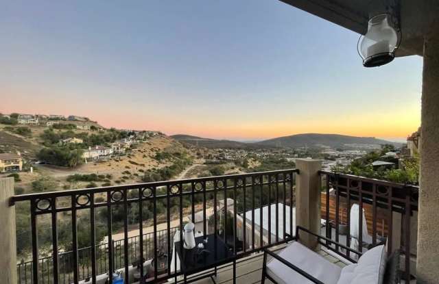 1656 Sunnyside Avenue photos photos