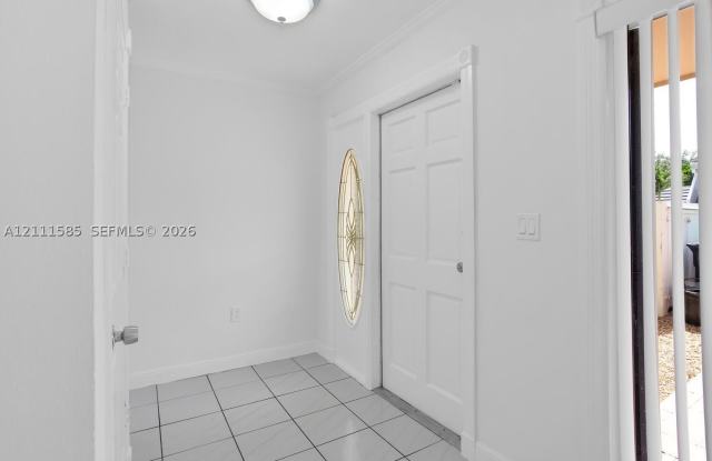 8123 SW 81st Pl Gallery 4