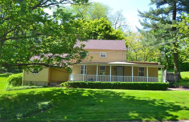 327 W Neck Road photos photos