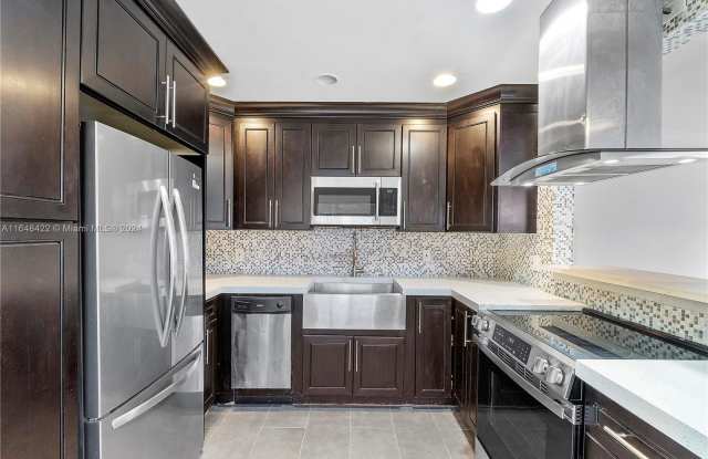 1309 NE 23rd St - 1309 Northeast 23rd Street, Wilton Manors, FL 33305