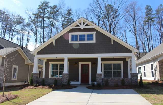 1398 Creekside Glen - 1398 Creekside Gln, Irondale, AL 35210
