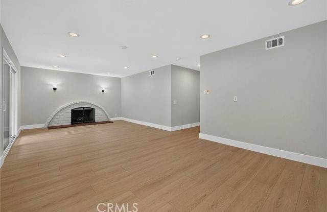 559 Pierpont Drive photos photos
