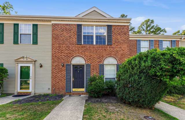 192 Rumson Dr Gallery 1