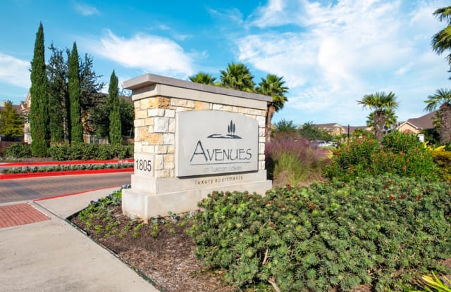 Avenues at Tuscan Lakes photos photos