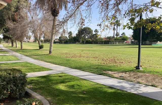 82567 Avenue 48 unit: 37 photos photos