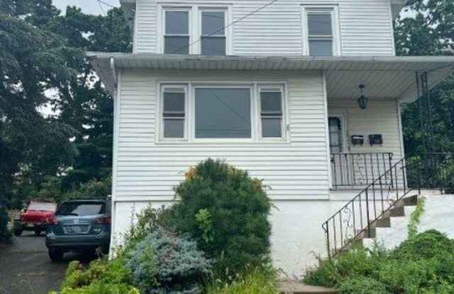 121 Barbour St Unit 2 - 121 Barbour Street, Haledon, NJ 07508