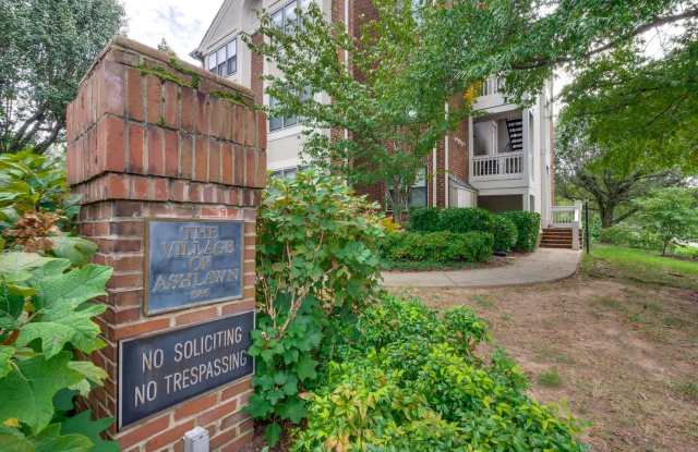 Awesome 2BE/2BA condo in Green Hills! photos photos