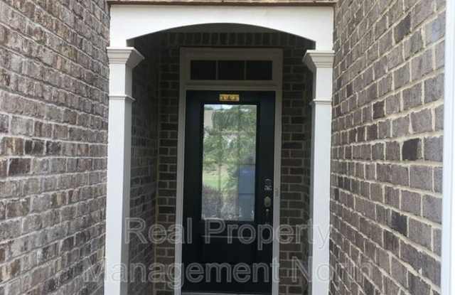 1175 Hampton Oaks Drive Gallery 2