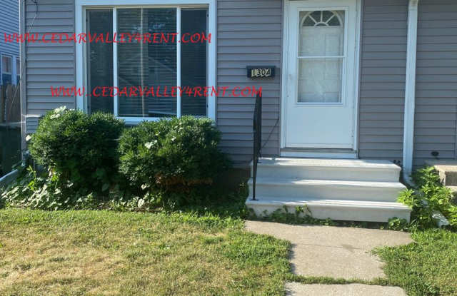 1 Bedroom, 1 Bath Duplex 1304 Bertch Waterloo, IA 50702 photos photos