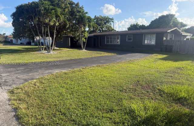 27280 SW 166th Ave photos photos