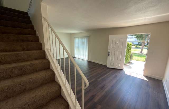 4 BED, 2.5 BATH TOWNHOUSE STYLE CONDO- $3,575 ANAHEIM (LA PALMA & EUCLID) photos photos