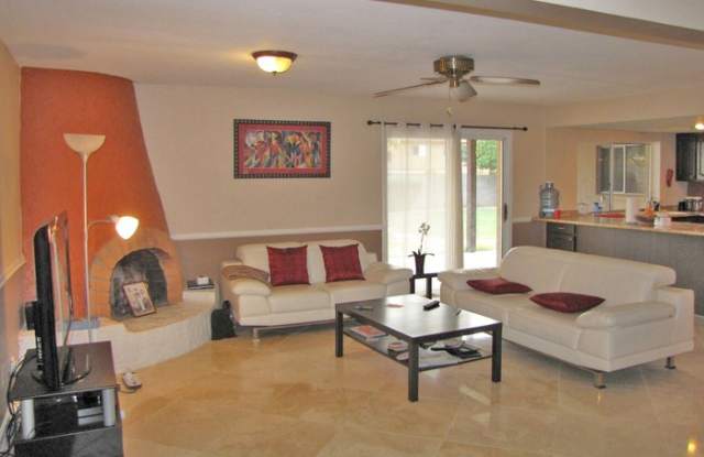 5639 East Thunderbird Road Gallery 3