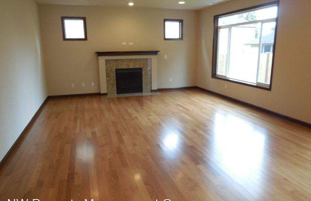 1915 151st Pl SW Gallery 4