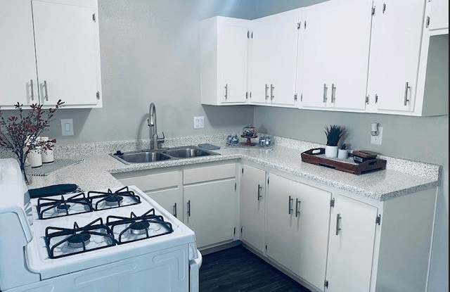 Tustin Arms Apartment Homes photos photos