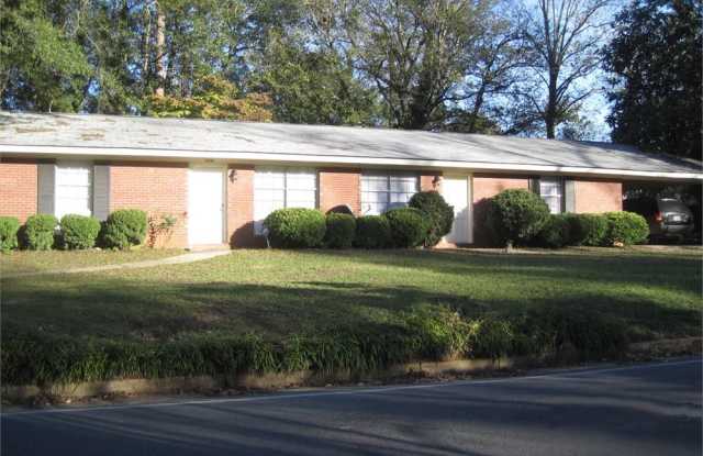 516-B Hancock Drive - 516 Hancock Drive, Americus, GA 31709