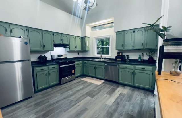 2418 Samia Drive Northwest Gallery 3