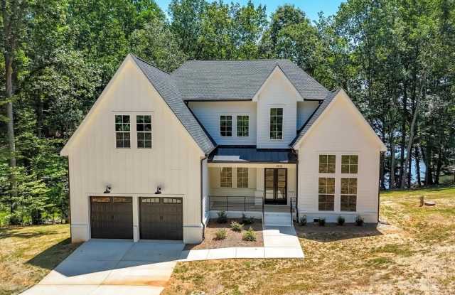 3830 Mill Run photos photos