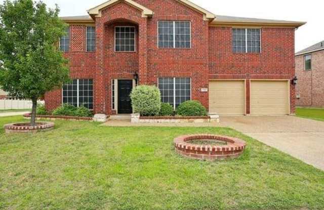 700 Mulberry Lane - 700 Mulberry Lane, DeSoto, TX 75115
