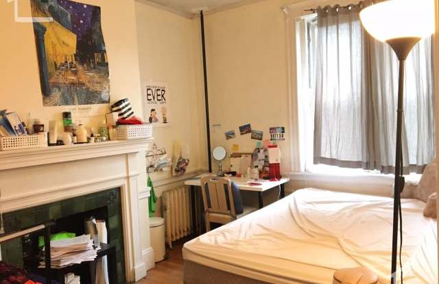 Boston University St Paul Comm Ave Large 4 bed Equals rooms Ht Hw included 9.1 See them first! Comm Ave photos photos Boston University St Paul Comm Ave Large 4 bed Equals rooms Ht Hw included 9.1 See them first! Comm Ave photos photos