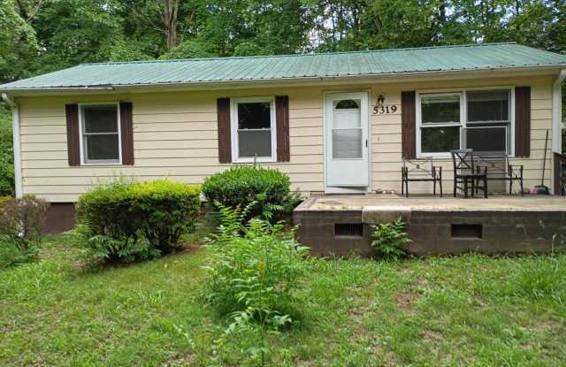 5323 Eno River Dr Gallery 1