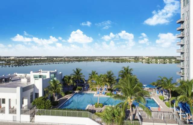 300 S AUSTRALIAN AVENUE APT 125 - 125 photos photos