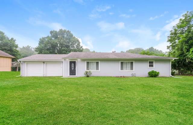 3 BR / 2.5BA | Updated Single Family Home | 2-Car Garage Parking | Private backyard! photos photos
