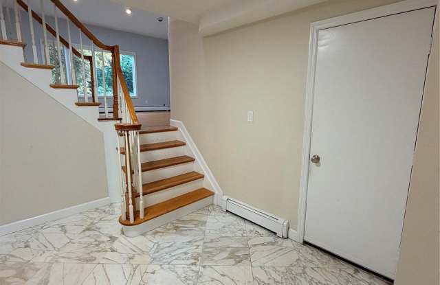 8 SAGAMORE Way S Gallery 3
