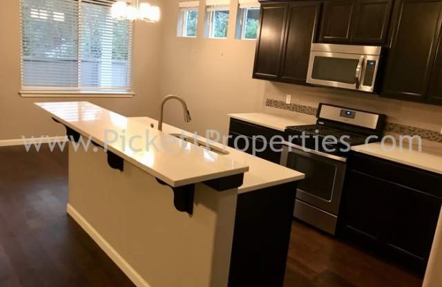 2110 Southwest Nautical Street Gallery 3