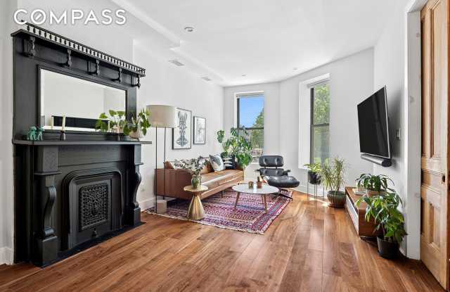 347 Bainbridge Street photos photos