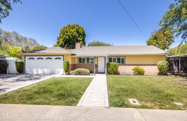 807 Clara Dr - 807 Clara Drive, Palo Alto, CA 94303