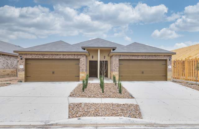 GORGEOUS 3 BEDROOM DUPLEX LOCATED IN CONVERSE, TX! photos photos