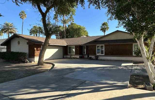 1181 S HEREFORD AVE photos photos