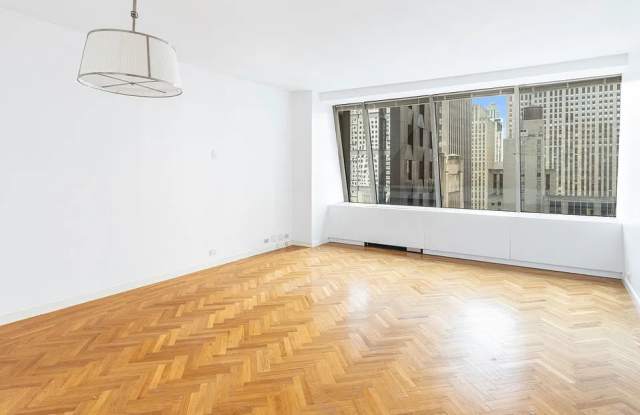 15 W 53rd St # 20C Gallery 1