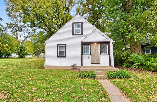 1818 Elwood Ave, South Bend, IN 46628 Gallery 1