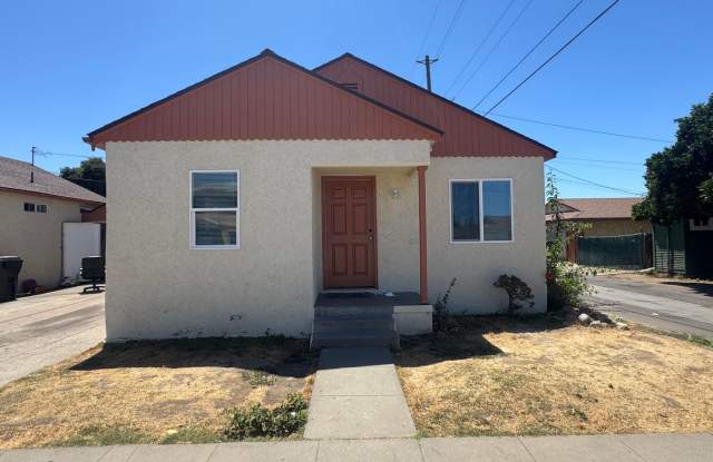 210 W. Boone photos photos
