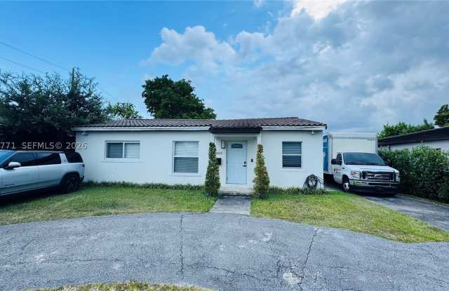 6212 SW 24th St photos photos