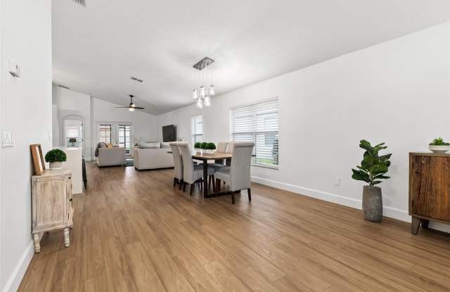 14018 BUDWORTH Circle Gallery 2