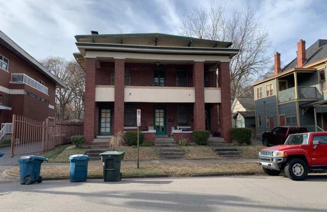 816 Sherman St., Little Rock AR 72202 - Historic District Downtown large 1br apt photos photos
