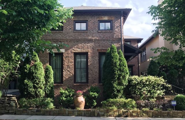 975 N Ormewood Park Dr Se - 975 North Ormewood Park Drive Southeast, Atlanta, GA 30316