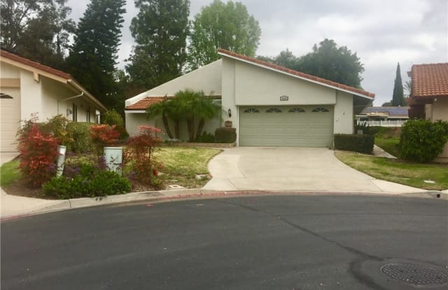 5224 Moya - 5224 Moya, Laguna Woods, CA 92637
