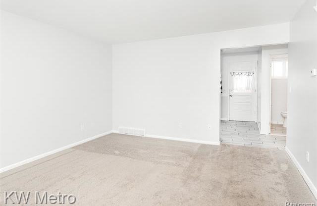 29166 TESSMER Court Gallery 4