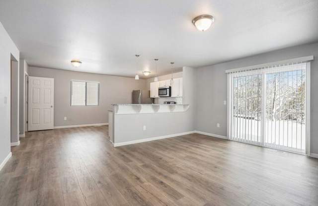 2215 Macatawa Lane Gallery 3