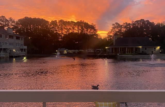 33 Lakes Edge Drive photos photos