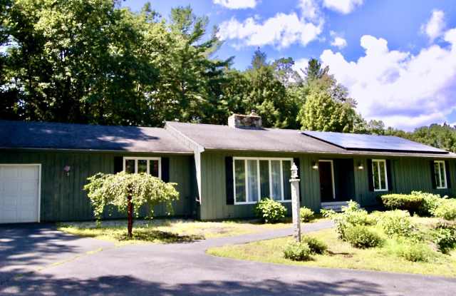 19 Balmorra Road - 19 Balmorra Road, Rockingham County, NH 03087