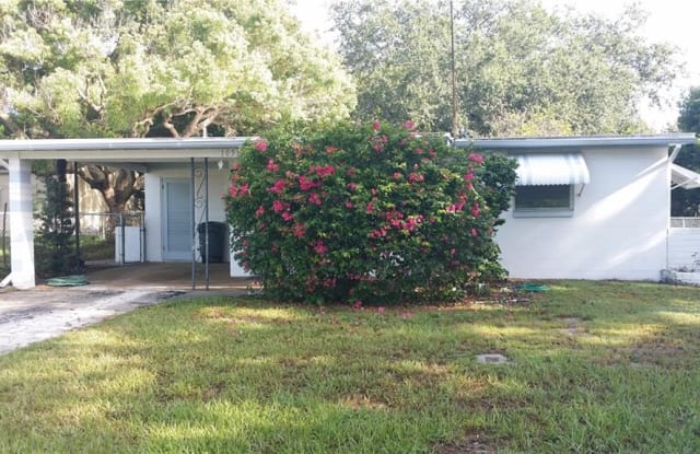 10511 112TH AVENUE - 10511 112th Avenue, Pinellas County, FL 33773