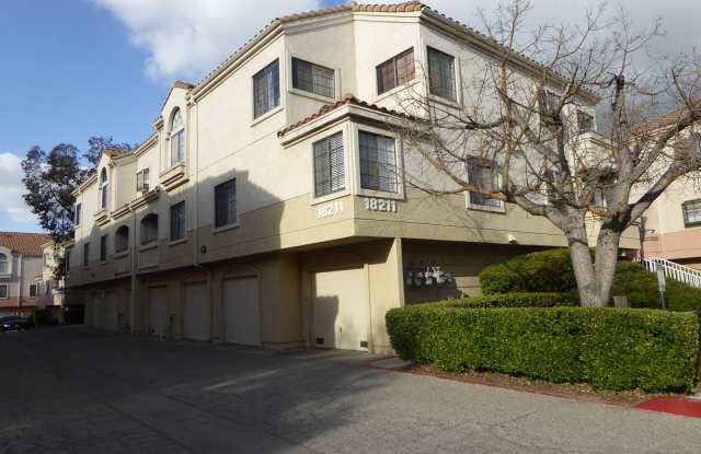 2 Bedroom + Loft Condo for Rent in Canyon Country! photos photos