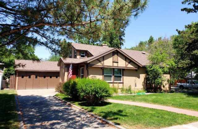 205 Avenue C - 205 Avenue C, Billings, MT 59101