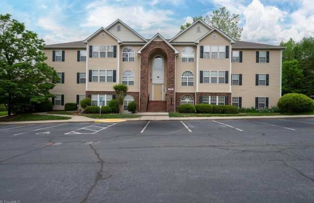 Updated 2-Bedroom Condo in Winston-Salem photos photos