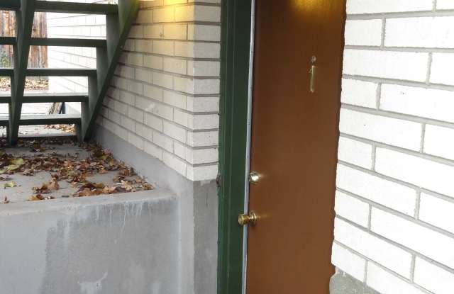 1968 View Street East Gallery 3